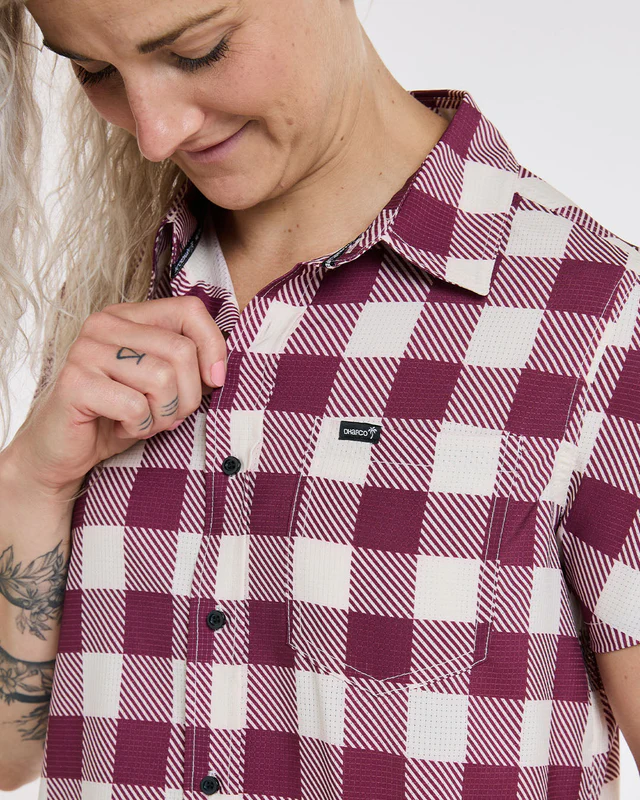 Dharco Womens Tech Party Shirt | Sterling, S