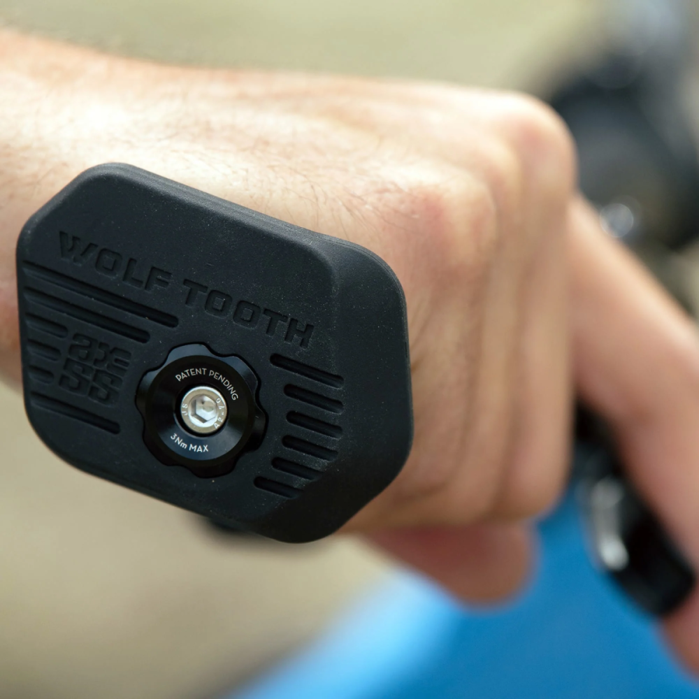 Wolftooth Locked-in Bar Ends